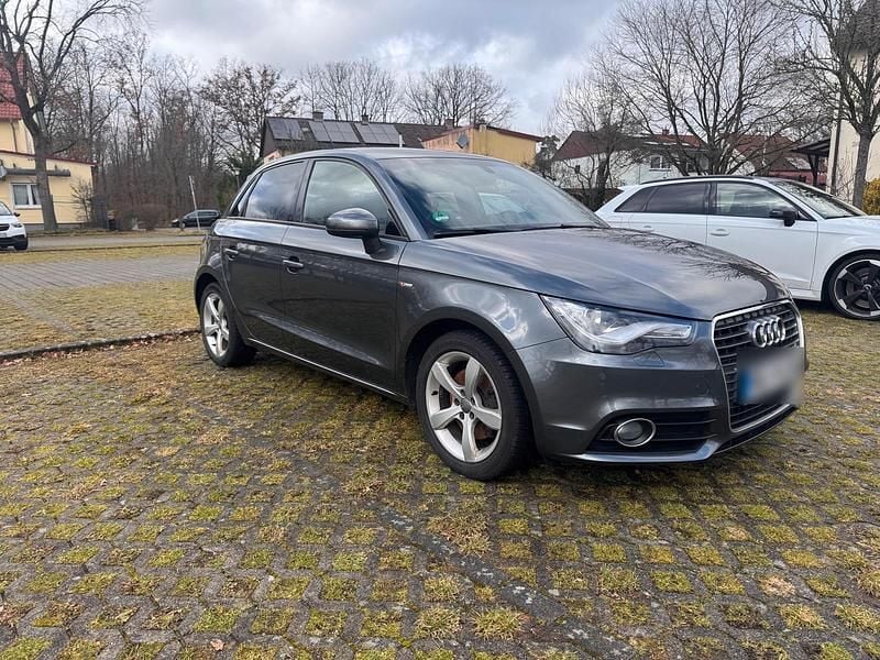 Gebraucht Audi A1 S-Line 122 PS (89 kW) 2012 Grau Kleinwagen