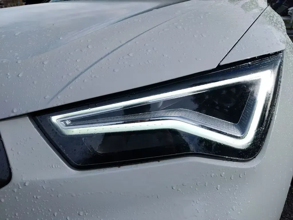 Neu Cupra Ateca 150 PS (110 kW) 2026 Weiß SUV