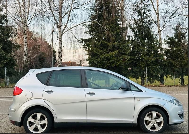 Gebraucht Seat Altea 102 PS (75 kW) 2006 Silber Van / Kleinbus