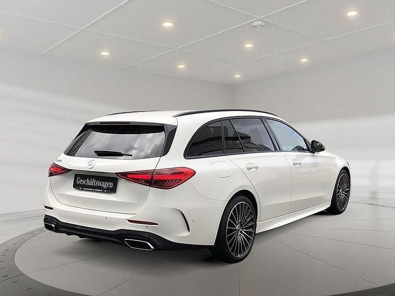 Gebraucht Mercedes C200 AMG line 204 PS (150 kW) 2025 Weiss unilack polarweiss Kombi