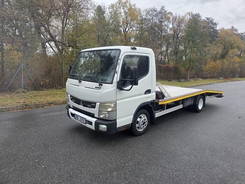 Weiß Gebraucht 2013 Mitsubishi Canter Abholung | 19.900 € - Bild 1/4