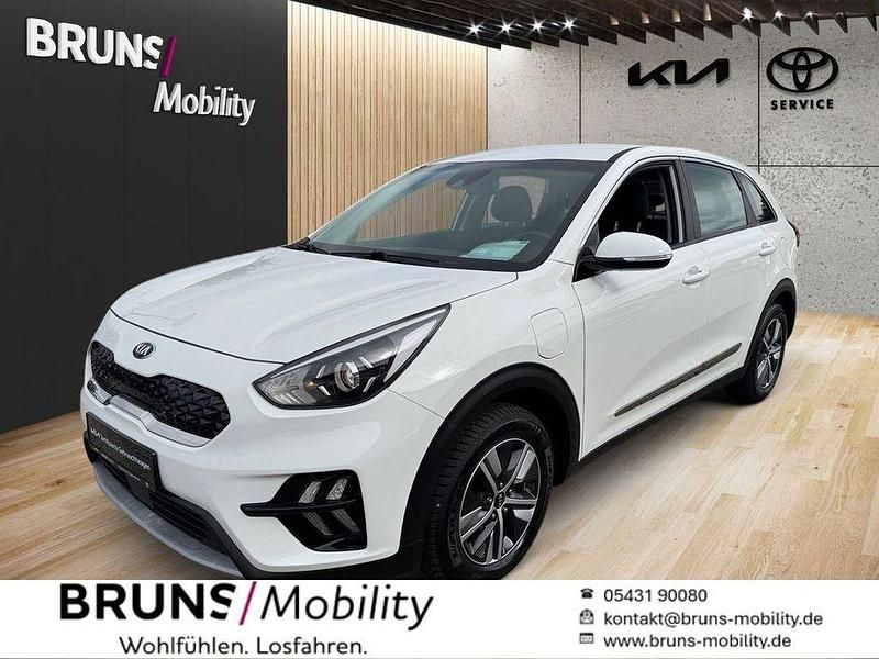 Clear white (schneeweis uni) Gebraucht 2021 Kia Niro SUV | 15.690 € (Fairer Preis) - Bild 1/4