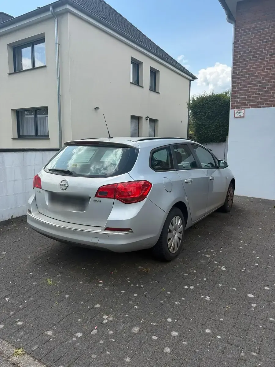 Gebraucht Opel Astra 110 PS (80 kW) 2013 Kombi