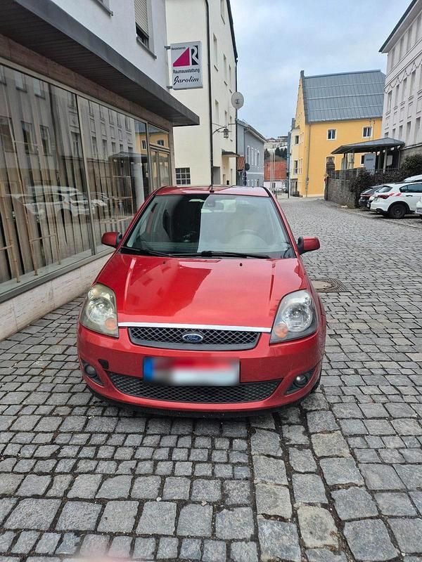 Gebraucht Ford Fiesta 2007 Orange Kleinwagen