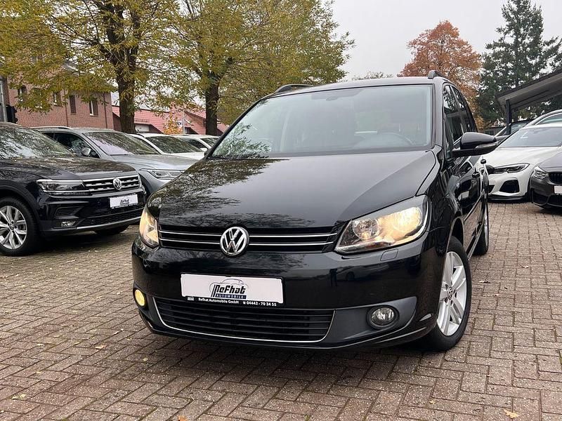 Schwarz Gebraucht 2013 VW Touran Match Van / Kleinbus | 6.850 € (Etwas zu teuer) - Bild 1/4