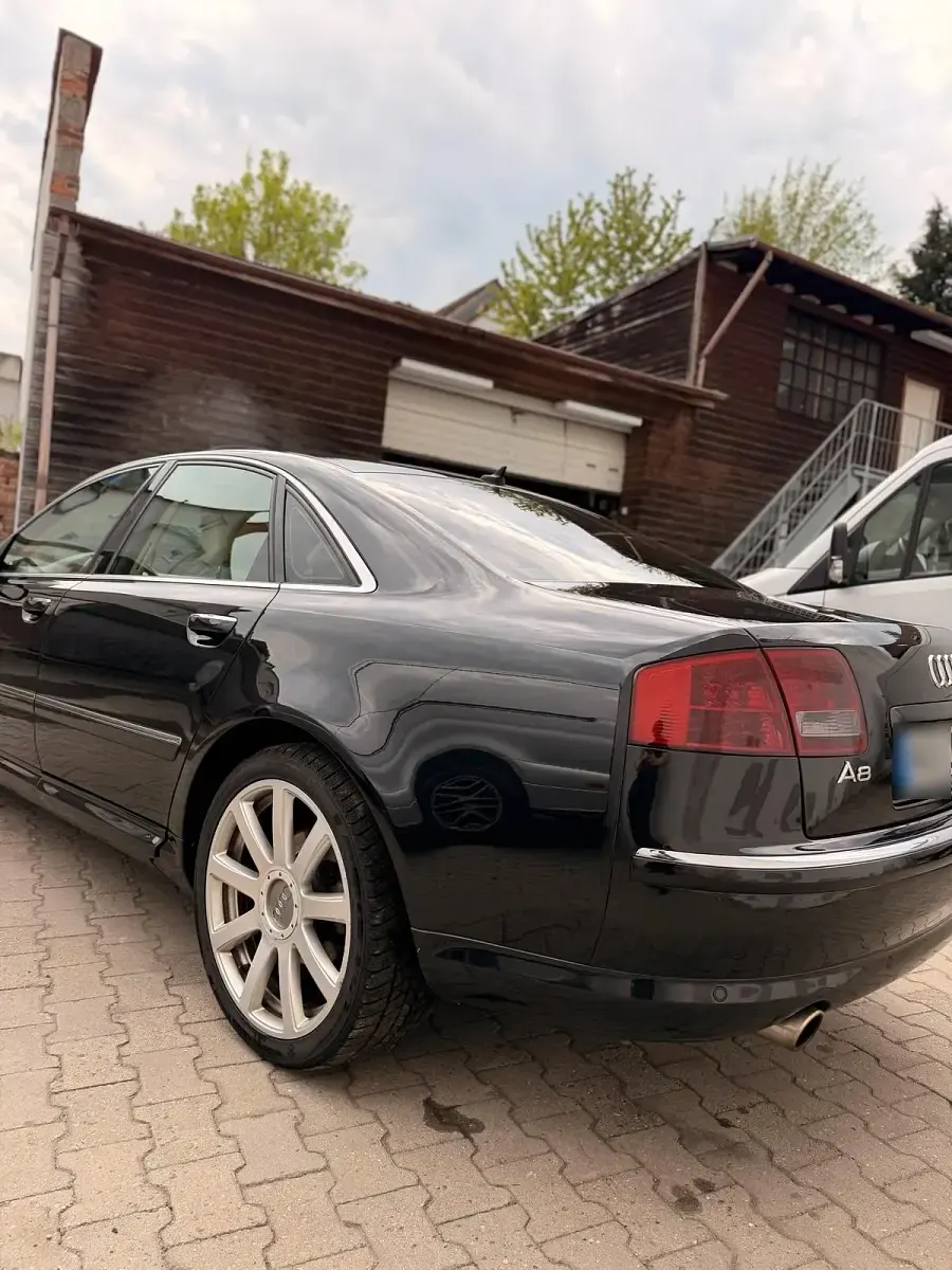 Gebraucht Audi A8 Comfort 334 PS (245 kW) 2004 Schwarz Limousine