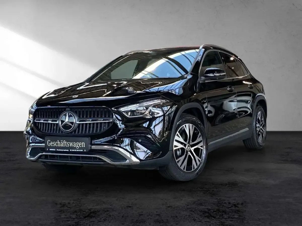 Gebraucht Mercedes GLA200 Progressive 163 PS (119 kW) 2026 Nachtschwarz SUV