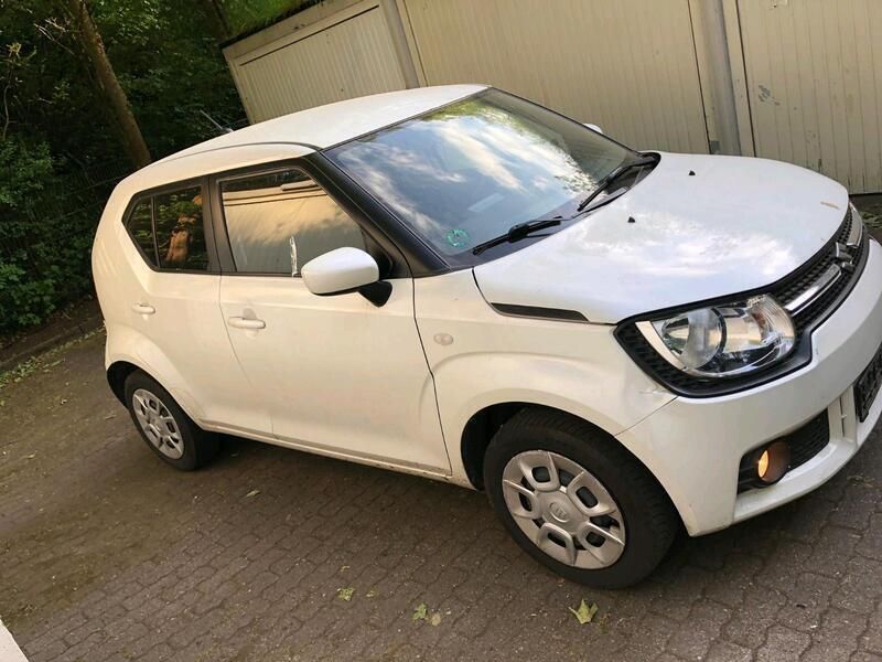 Weiß Gebraucht 2017 Suzuki Ignis Kleinwagen | 6.950 € (Fairer Preis) - Bild 1/4