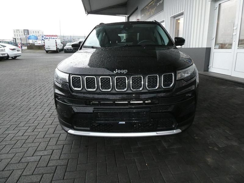 Gebraucht Jeep Compass Altitude 131 PS (96 kW) 2024 Schwarz SUV