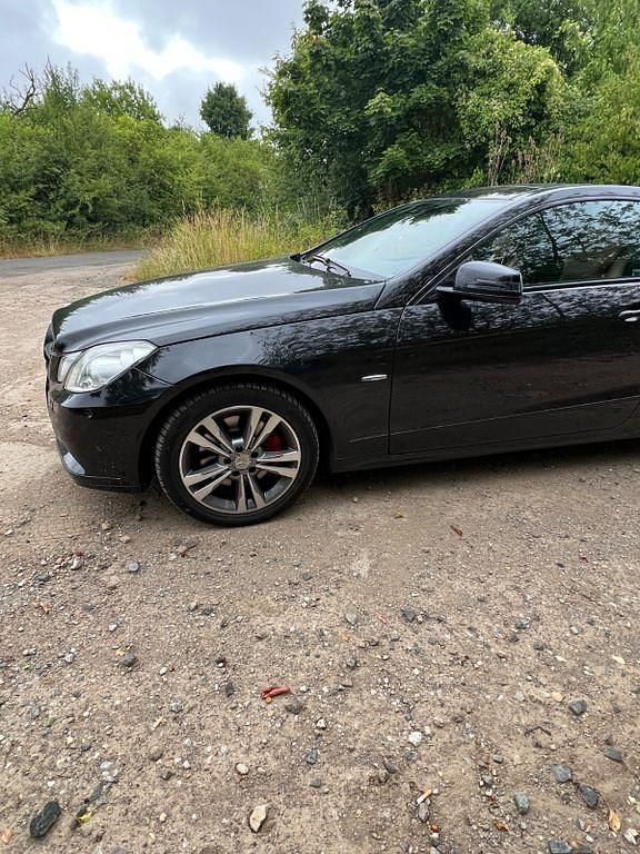 Gebraucht Mercedes E350 231 PS (169 kW) 2009 Schwarz Coupé