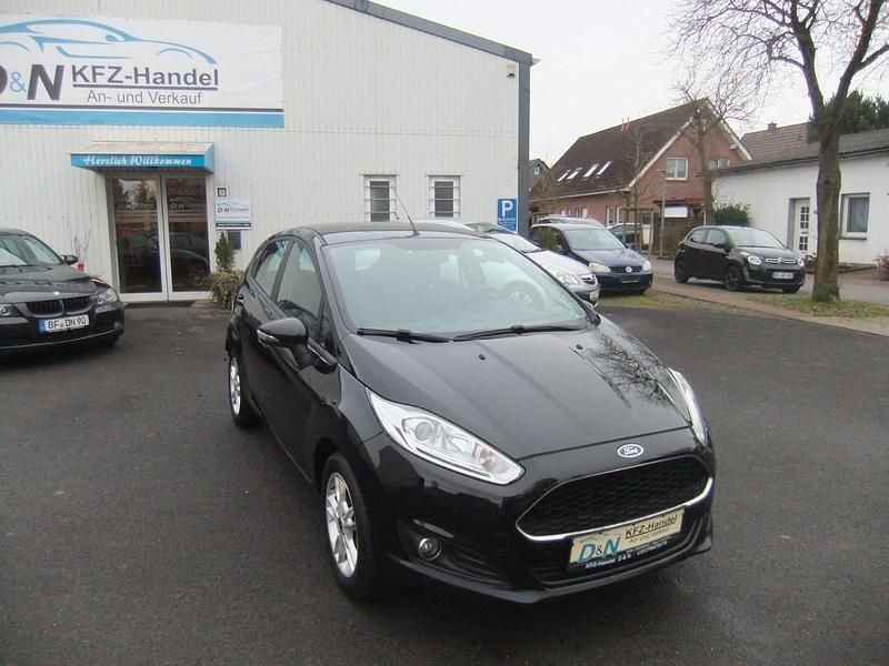 Gebraucht Ford Fiesta 80 PS (58 kW) 2017 Schwarz Kleinwagen