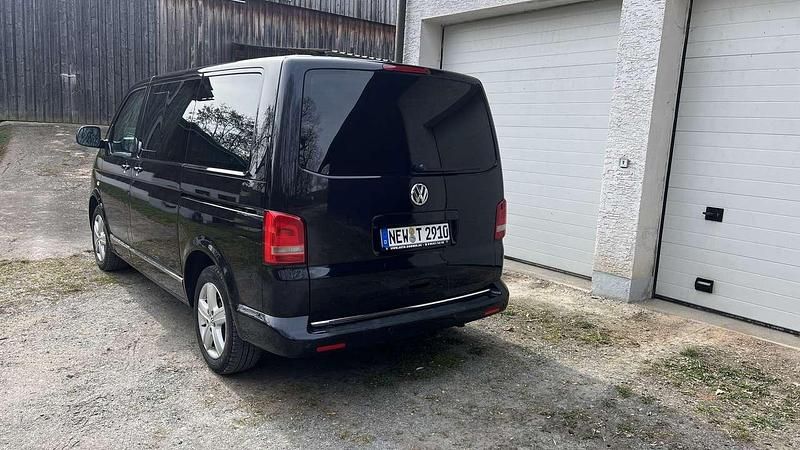 Gebraucht VW T5 Highline 179 PS (131 kW) 2010 Schwarz Van