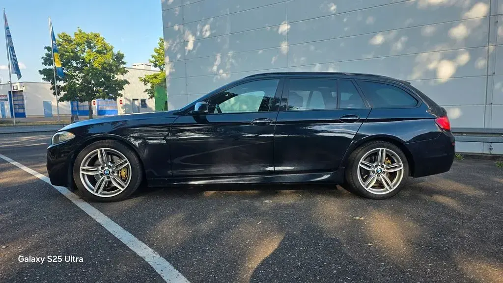 Gebraucht BMW 525 M Sport 204 PS (150 kW) 2011 Schwarz Limousine