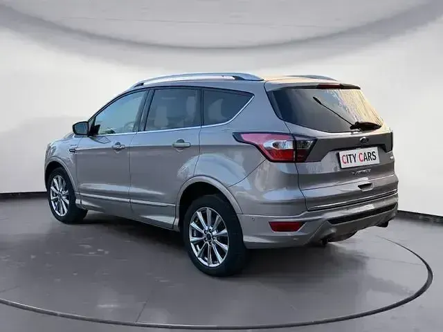 Używany Ford Kuga Vignale 182 KM (133 kW) 2017 Szary SUV