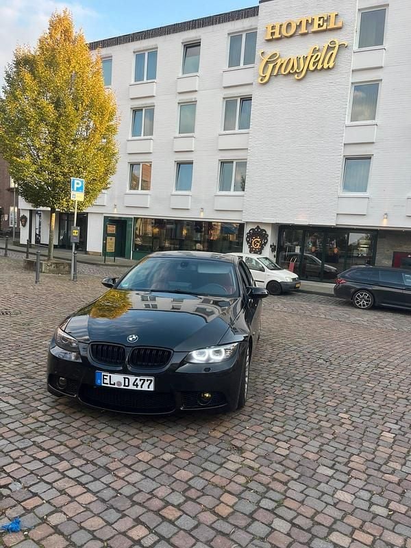 Schwarz Gebraucht 2006 BMW 325 Performance Coupé | 7.900 € (Fairer Preis) - Bild 1/4