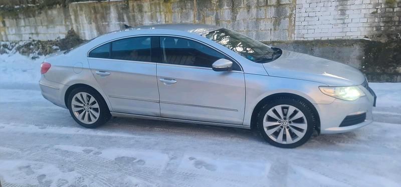 Gebraucht VW Passat 118 PS (86 kW) 2009 Silber Limousine