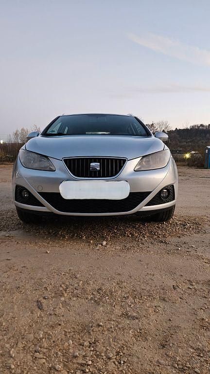 Gebraucht Seat Ibiza Style 86 PS (63 kW) 2011 Silber Limousine
