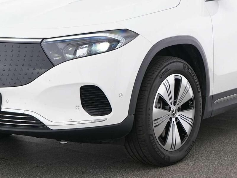 Gebraucht Mercedes EQA250 Advanced 139 kW (190 PS) 2025 Unilack polarweiß SUV