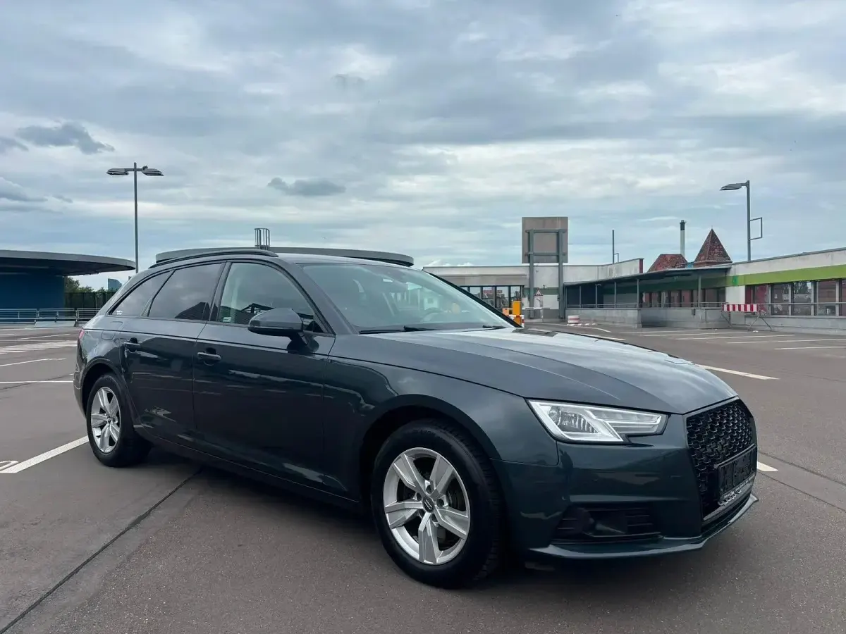 Gebraucht Audi A4 Sport 150 PS (110 kW) 2017 Kombi