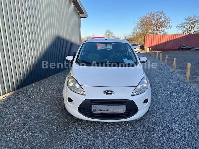 Gebraucht Ford Ka Trend 69 PS (50 kW) 2011 Weiß Kleinwagen