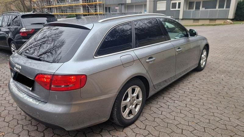 Gebraucht Audi A4 Ambition 160 PS (117 kW) 2008 Silber Kombi