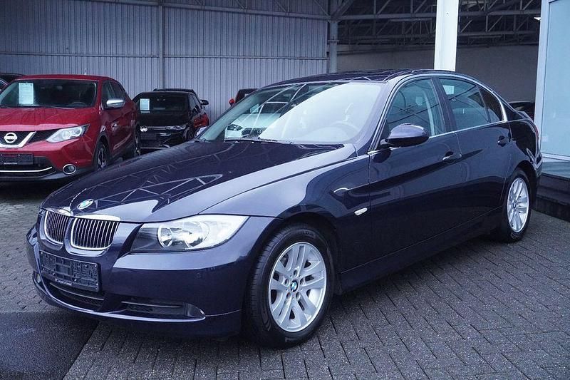 Gebraucht BMW 325 218 PS (160 kW) 2006 Blau Limousine
