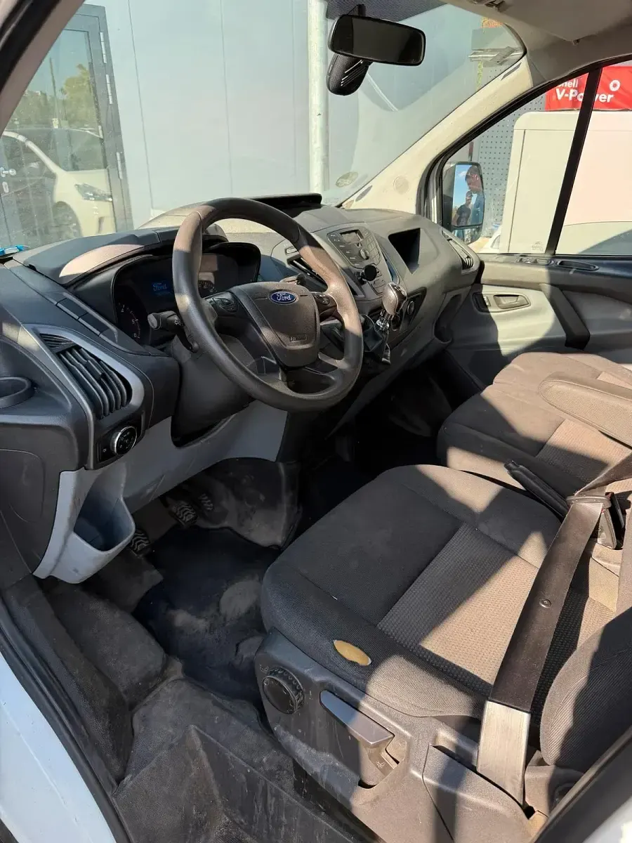 Gebraucht Ford Transit Custom 170 PS (125 kW) 2018 Van / Kleinbus