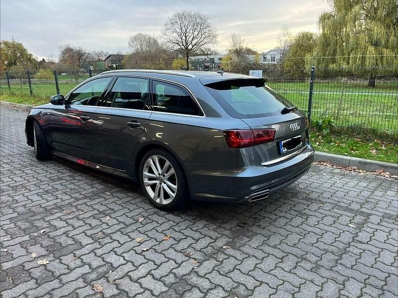 Second-hand Audi A6 Sport 218 CP (160 kW) 2018 Gri Break