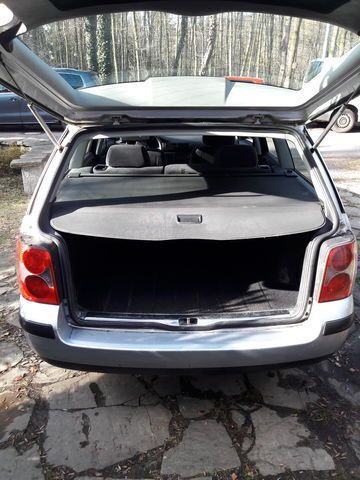 Gebraucht VW Passat 116 PS (85 kW) 2001 Silber metallic Kombi