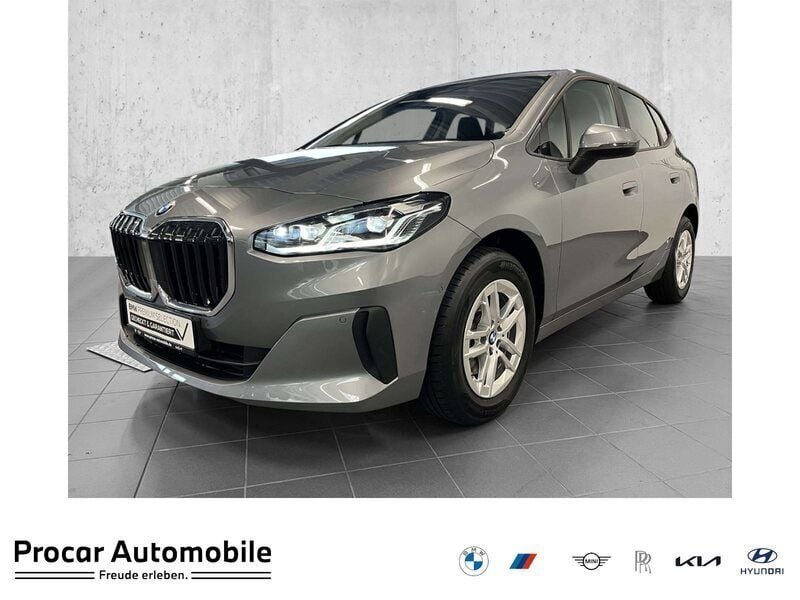 Grau Gebraucht 2022 BMW 218 Luxury Line Van / Kleinbus | 26.340 € (Fairer Preis) - Bild 1/4