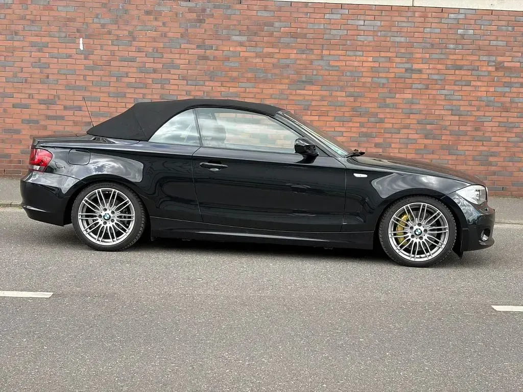 Gebraucht BMW 125 Cabriolet Performance 218 PS (160 kW) 2012 Schwarz Cabrio
