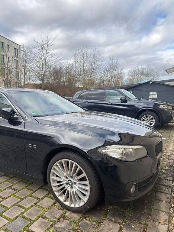 Gebraucht BMW 520 Luxury Line 190 PS (139 kW) 2015 Schwarz Limousine