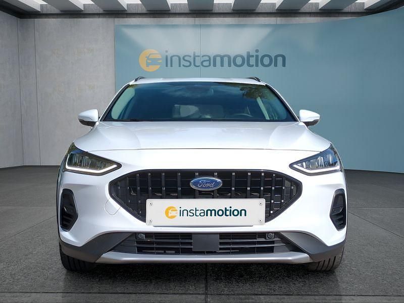 Gebraucht Ford Focus 125 PS (91 kW) 2022 Weiß Kombi