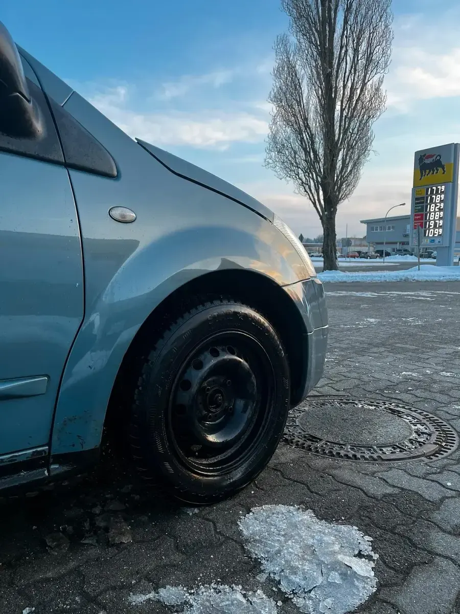 Gebraucht Citroën C2 75 PS (55 kW) 2004 Blau Kleinwagen
