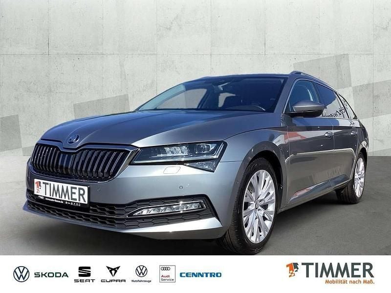 Grau Gebraucht 2021 Skoda Superb Style Kombi | 27.690 € (Fairer Preis) - Bild 1/4