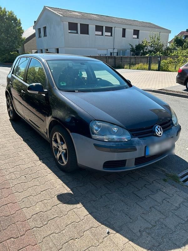 Schwarz Gebraucht 2004 VW Golf V Kleinwagen | 1.100 € (Superpreis) - Bild 1/4
