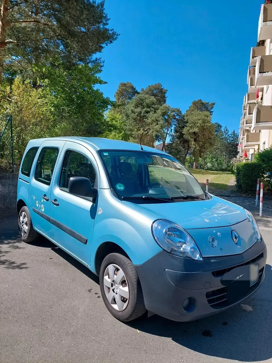 Second-hand Renault Kangoo 2008 Albastru Monovolum