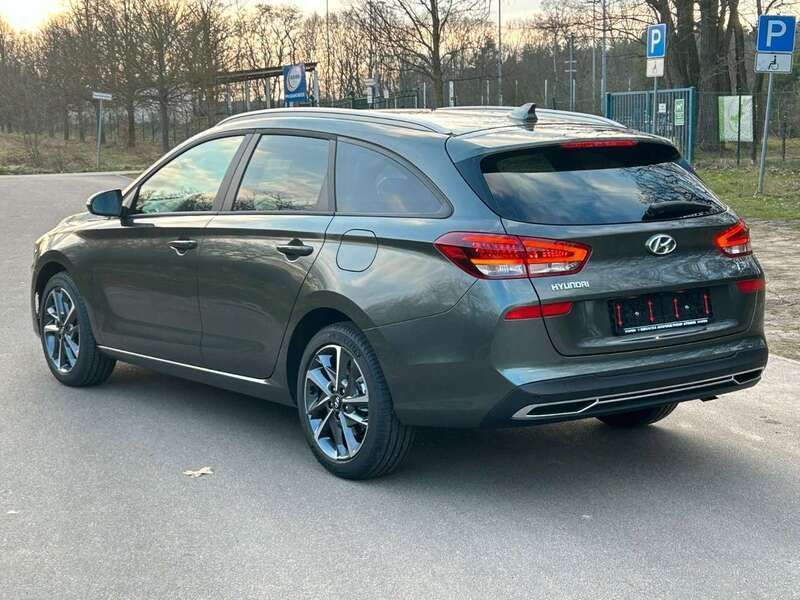 Gebraucht Hyundai i30 GO! 120 PS (88 kW) 2024 Amazon grey Kombi