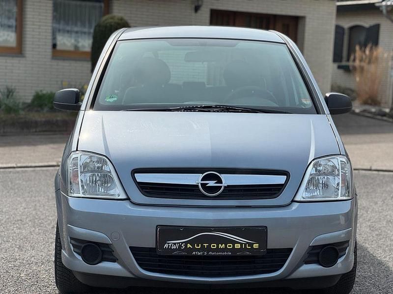 Gebraucht Opel Meriva Selection 90 PS (66 kW) 2009 Silber Van / Kleinbus