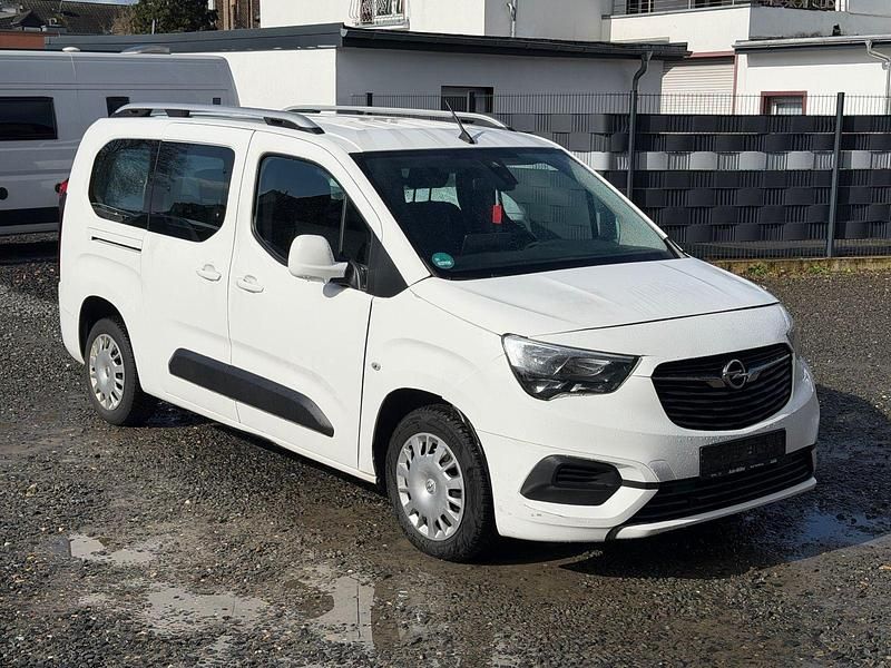Gebraucht Opel Combo Life Edition 102 PS (75 kW) 2018 Weiß Van / Kleinbus