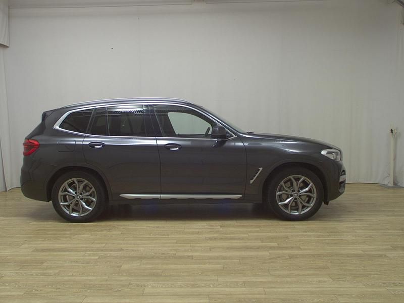 Grau Gebraucht 2020 BMW X3 xLine SUV | 25.980 € (Guter Preis) - Bild 1/4