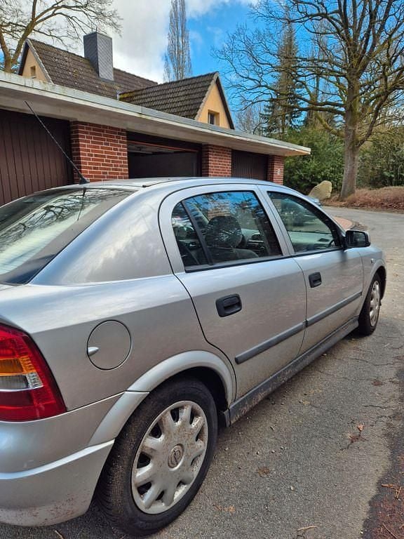 Gebraucht Opel Astra 75 PS (55 kW) 2001 Limousine