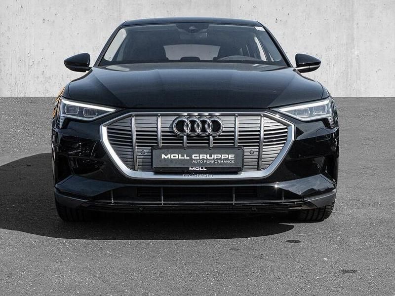 Gebraucht Audi e-tron Advanced Plus 300 kW (408 PS) 2023 Brillantschwarz SUV