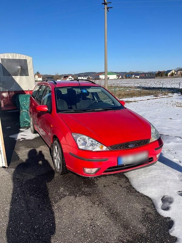 Gebraucht Ford Focus Ghia 101 PS (74 kW) 2003 Rot Kombi