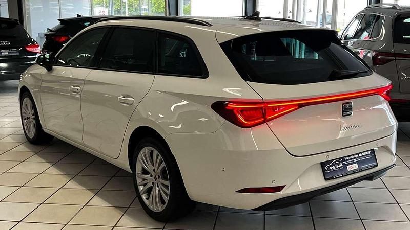 Gebraucht Seat Leon Style 150 PS (110 kW) 2024 Weiß Kombi