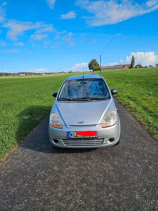 Grau Gebraucht 2009 Chevrolet Matiz Kleinwagen | 1.999 € - Bild 1/4