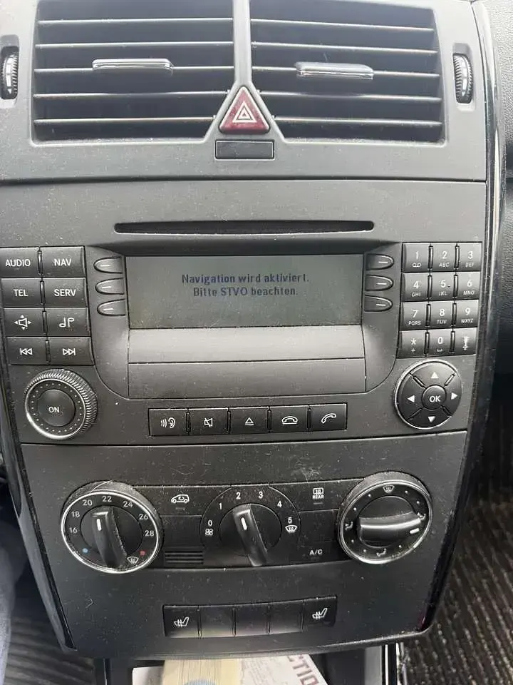 Gebraucht Mercedes A180 Classic 109 PS (80 kW) 2006 Gold Kleinwagen