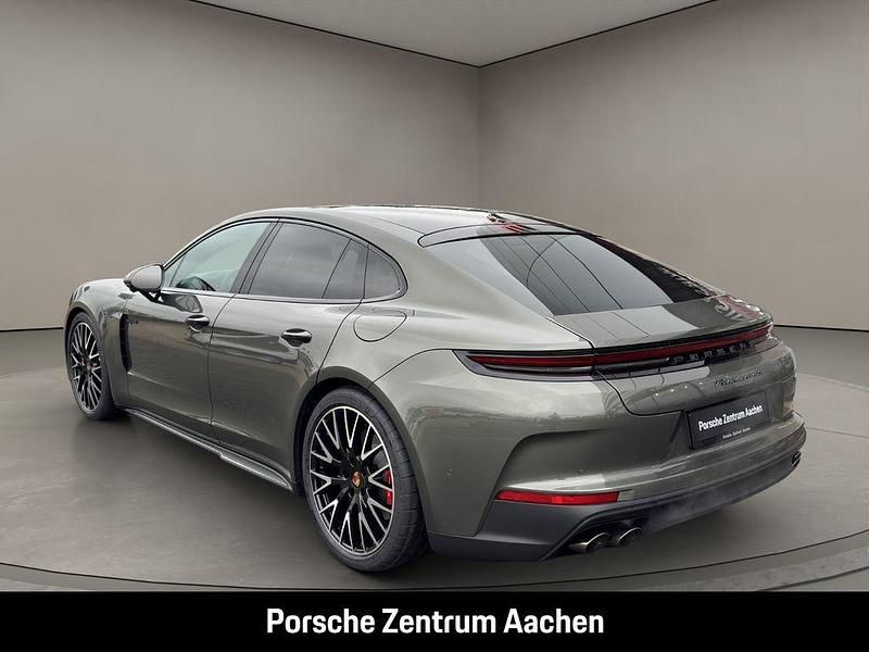 Neu Porsche Panamera 4S 544 PS (400 kW) 2025 Grün Limousine