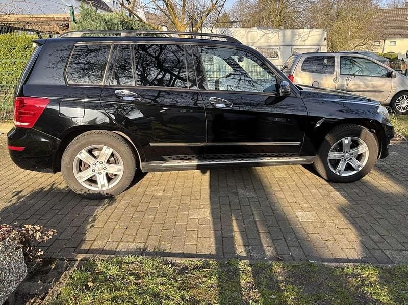Gebraucht Mercedes GLK200 143 PS (105 kW) 2013 Schwarz SUV