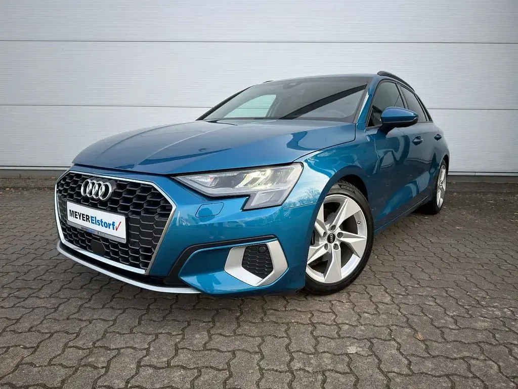 Gebraucht Audi A3 Advanced 150 PS (110 kW) 2021 Blau Limousine